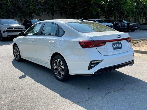 Clear White 2021 Kia Forte LXS