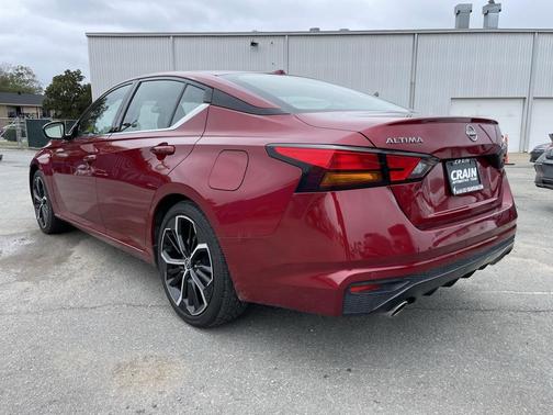 2023 Nissan Altima SR FWD
