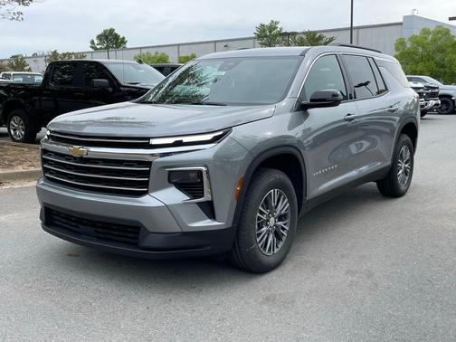 Sterling 2026 Chevrolet Traverse LT