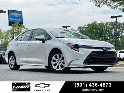 Wind Chill Pearl 2024 Toyota Corolla LE