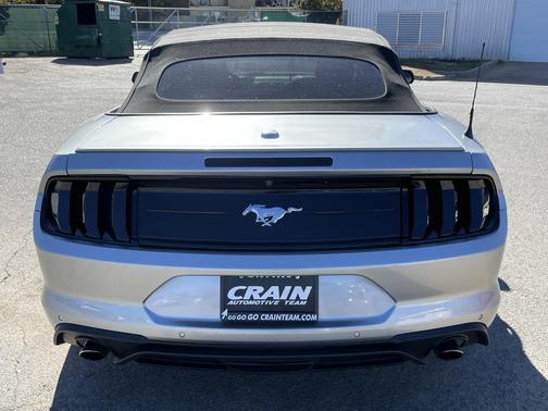 2022 Ford Mustang EcoBoost Premium
