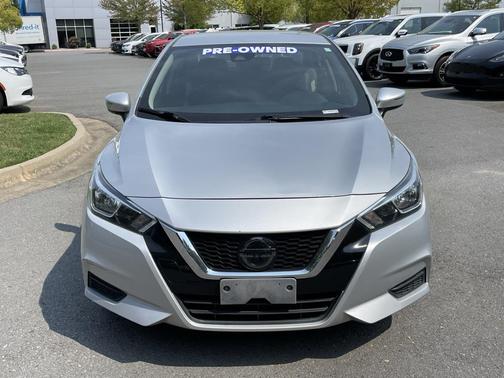 2021 Nissan Versa 1.6 SV
