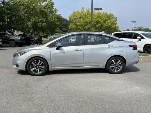 2021 Nissan Versa 1.6 SV