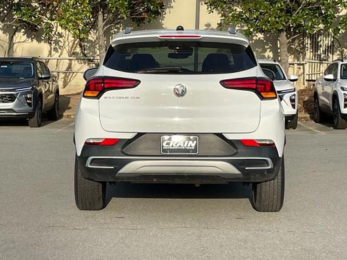 2022 Buick Encore GX Select