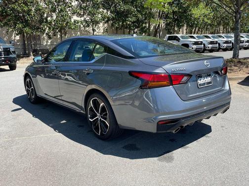 Gun Metallic 2025 Nissan Altima SR FWD