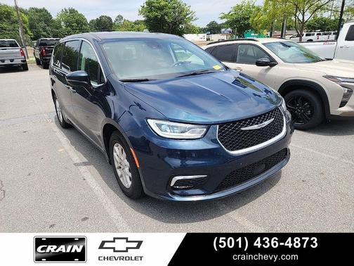 Fathom Blue Pearlcoat 2023 Chrysler Pacifica Touring L