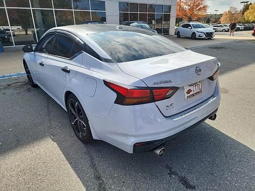 2023 Nissan Altima SR FWD