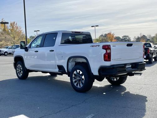 2026 Chevrolet Silverado 2500 Custom