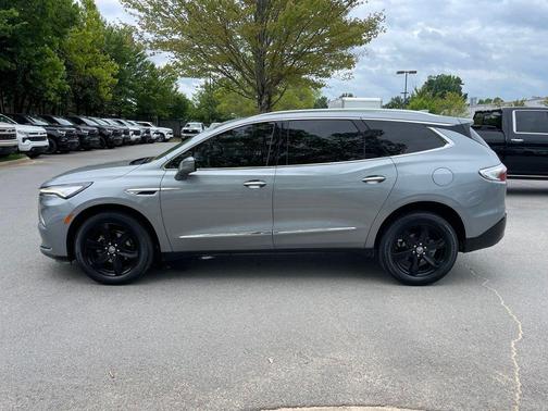 Moonstone Gray Metallic 2023 Buick Enclave Essence FWD