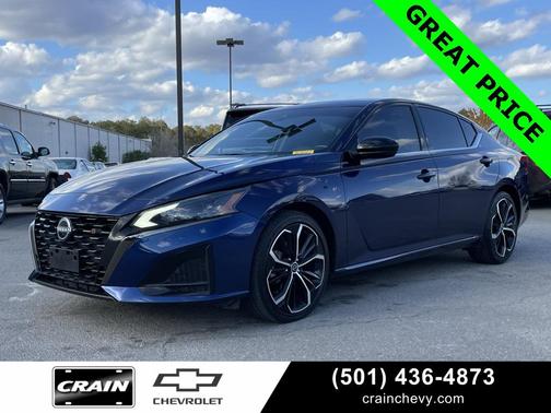 2023 Nissan Altima SR FWD