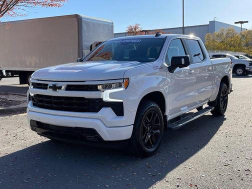 Summit White 2025 Chevrolet Silverado 1500 RST