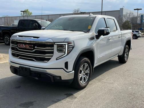 Summit White 2025 GMC Sierra 1500 SLT