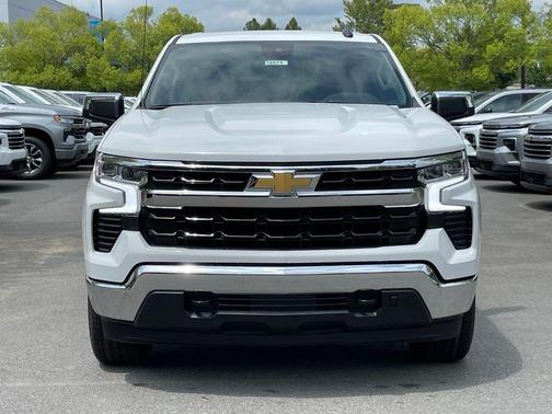 Summit White 2026 Chevrolet Silverado 1500 LT