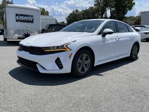 2022 Kia K5 LXS