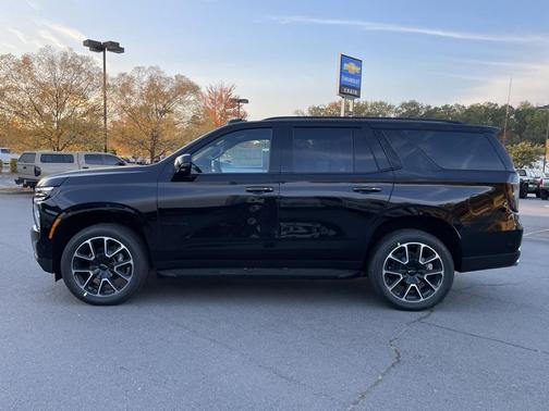 2026 Chevrolet Tahoe 4WD RST