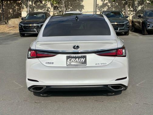 2025 Lexus ES 350 Ultra Luxury