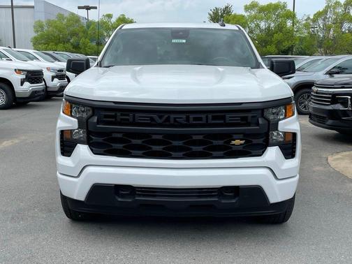 Summit White 2026 Chevrolet Silverado 1500 Custom