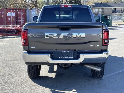 2025 RAM 2500 Tradesman Crew Cab 4x4 6'4' Box