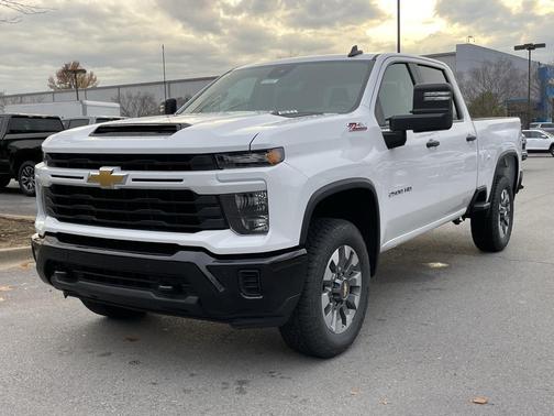 2026 Chevrolet Silverado 2500 Custom