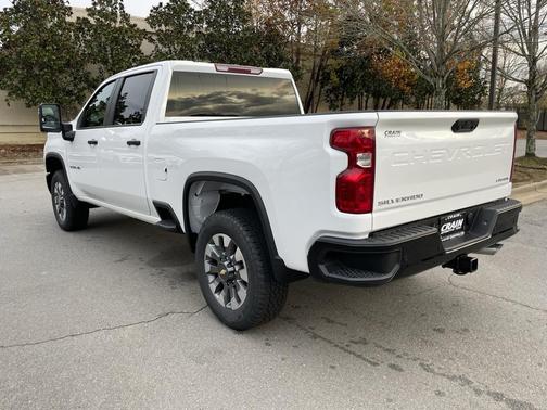 2026 Chevrolet Silverado 2500 Custom