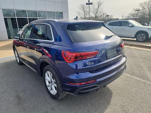 2024 Audi Q3 Premium 45 TFSI S line quattro Tiptronic