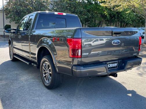 Magnetic Metallic 2018 Ford F-150 Lariat