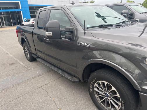 Magnetic Metallic 2018 Ford F-150 Lariat