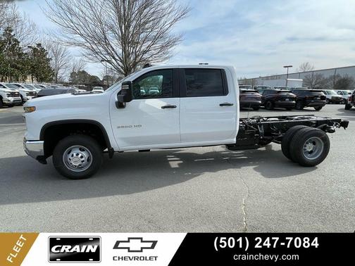 Summit White 2026 Chevrolet Silverado 3500 WT
