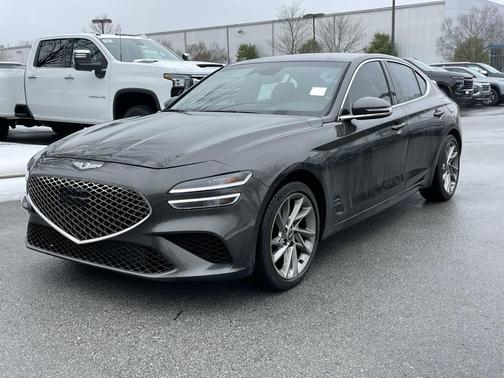2022 Genesis G70 2.0T RWD