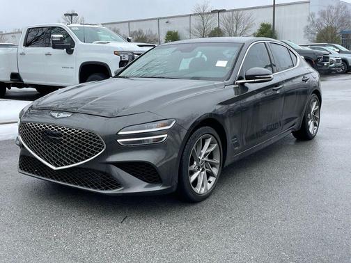 2022 Genesis G70 2.0T RWD