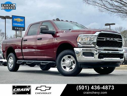 2024 RAM 3500 Tradesman Crew Cab 4x4 6'4' Box
