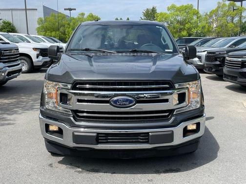 Magnetic Metallic 2018 Ford F-150 XLT