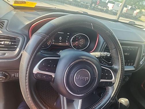 Redline Pearlcoat 2020 Jeep Compass Trailhawk