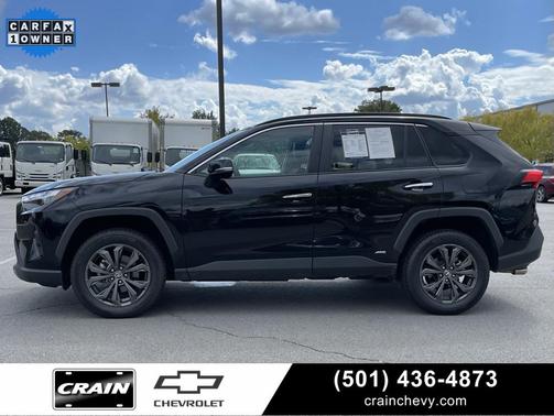 2023 Toyota RAV4 Hybrid SE