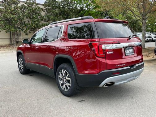 2023 GMC Acadia AWD SLT