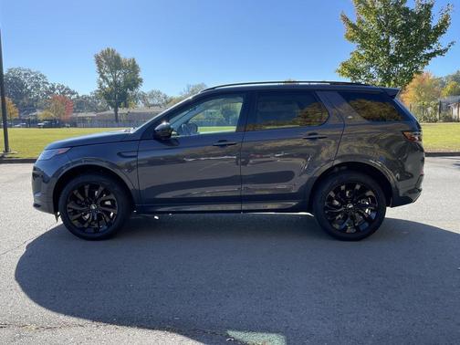 2024 Land Rover Discovery Sport Core S