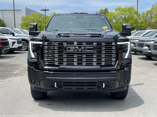 Onyx Black 2025 GMC Sierra 2500 Denali Ultimate