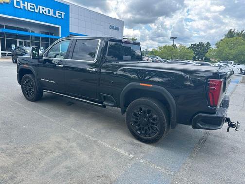 Onyx Black 2025 GMC Sierra 2500 Denali Ultimate