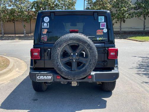Black Clearcoat 2021 Jeep Wrangler Unlimited Sahara