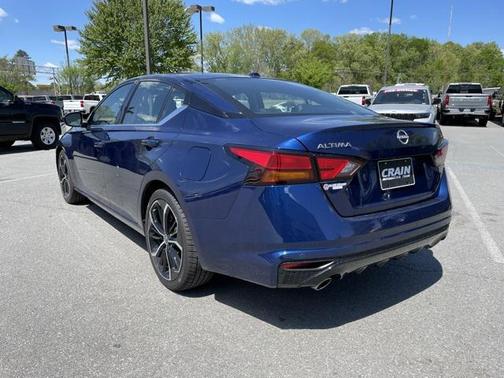 2024 Nissan Altima SR FWD