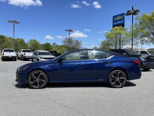 2024 Nissan Altima SR FWD