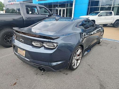 Shadow Gray Metallic 2021 Chevrolet Camaro 2SS