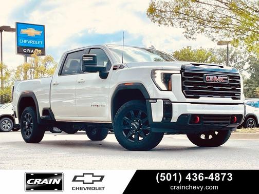 Summit White 2025 GMC Sierra 2500 AT4