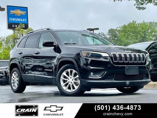 Diamond Black Crystal Pearlcoat 2019 Jeep Cherokee Latitude