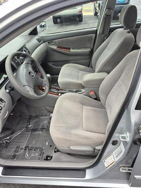 2005 Toyota Corolla LE