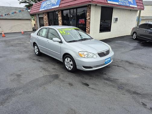 2005 Toyota Corolla LE