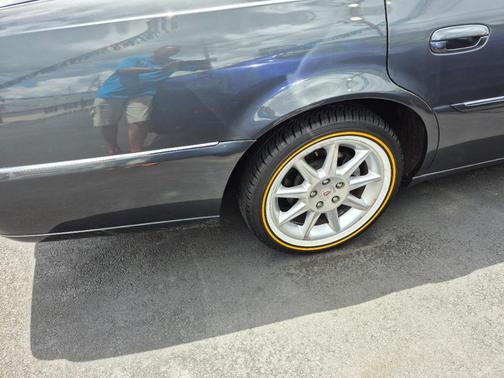 2011 Cadillac DTS Luxury