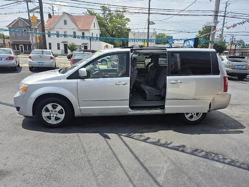 2010 Dodge Grand Caravan SXT