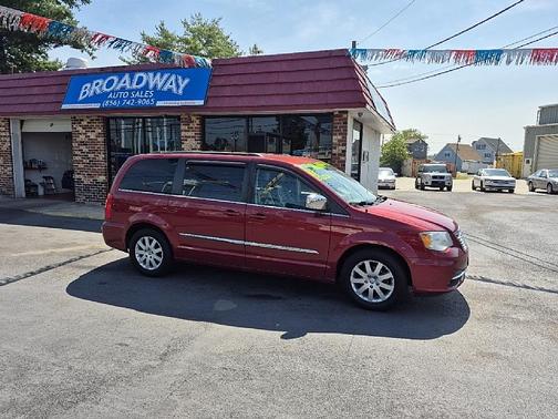 2011 Chrysler Town & Country Touring-L