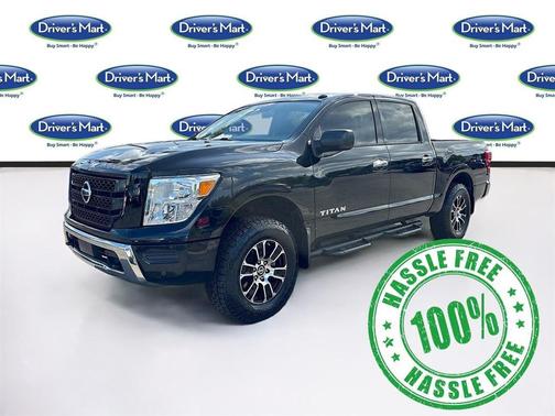 Super Black 2021 Nissan Titan SV